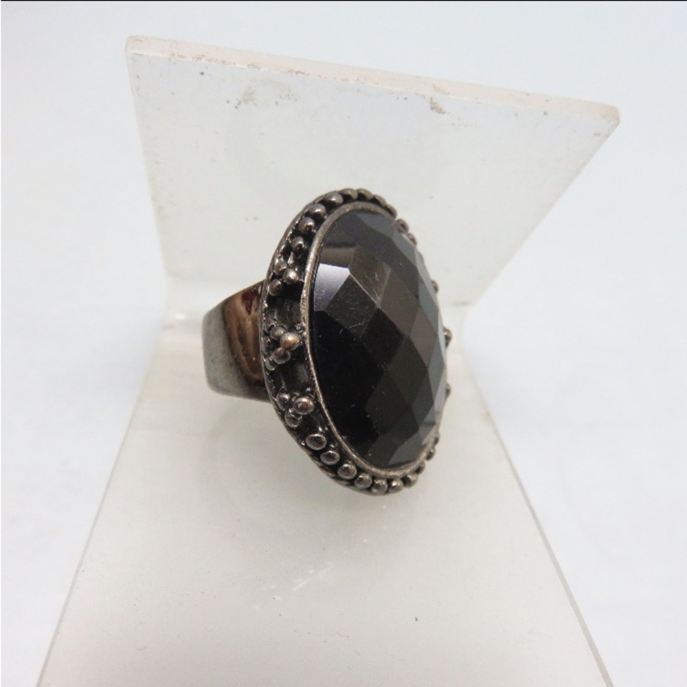 Black Victorian Oval Cocktail Hermitite Ring Gothic Goth Jewelry Weighted Piece - Picture 3 of 6